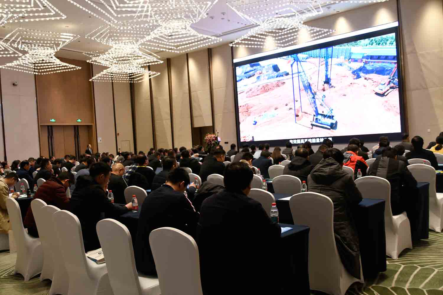 绿色驱动，质赢未来！永利皇宫重装2019年度供应商大会隆重召开