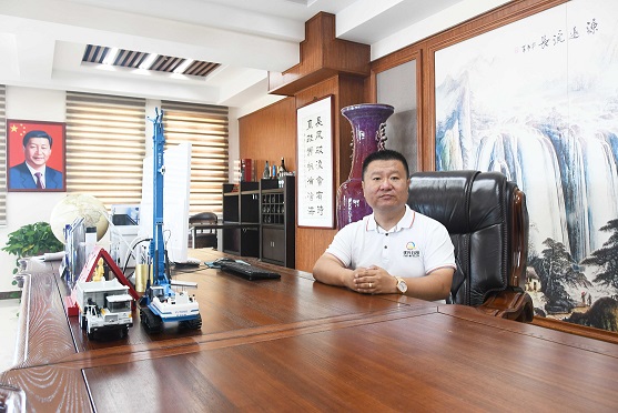 【客户说】王新州:对生活保持激情，对机遇顺势把握